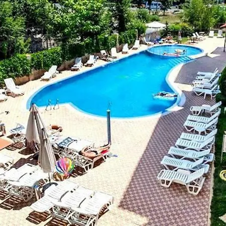 2 Flat Apartment *